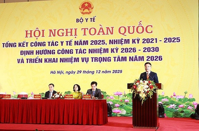 Phó Thủ tướng Lê Thành Long: Tháo gỡ nhiều “điểm nghẽn” trong lĩnh vực y tế