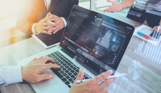 loi the von va cong nghe dinh hinh lai cuc dien thi truong chung khoan nam 2026