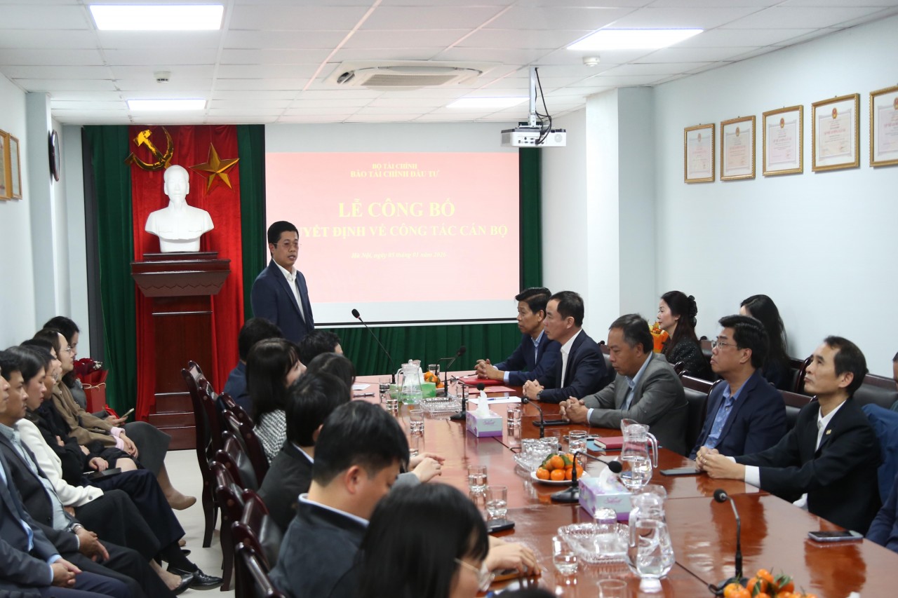 Điều động, bổ nhiệm ông Ngô Chí Tùng giữ chức Phó Tổng Biên tập Báo Tài chính - Đầu tư Điều động, bổ nhiệm ông Ngô Chí Tùng giữ chức Phó Tổng Biên tập Báo Tài chính - Đầu tư