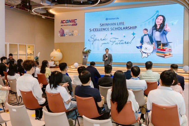 Tổng kết chương trình học bổng Shinhan Life S-cellence đợt 2: Ươm mầm tài năng trẻ, mở lối tương lai