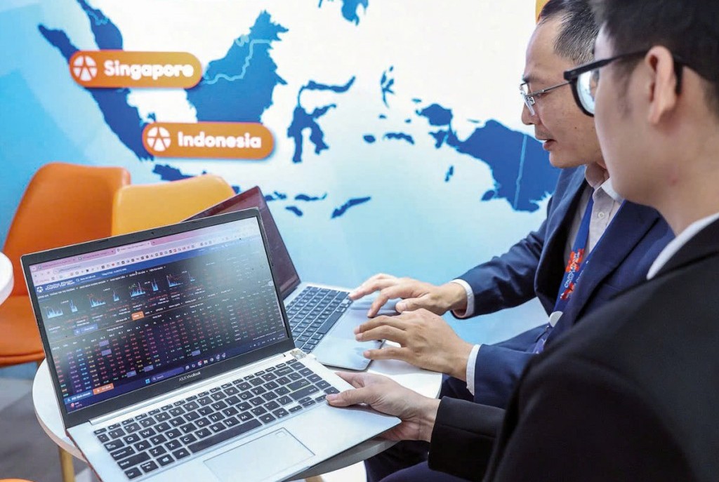 Kỳ vọng “tạo kim cương” từ áp lực tái cơ cấu vốn