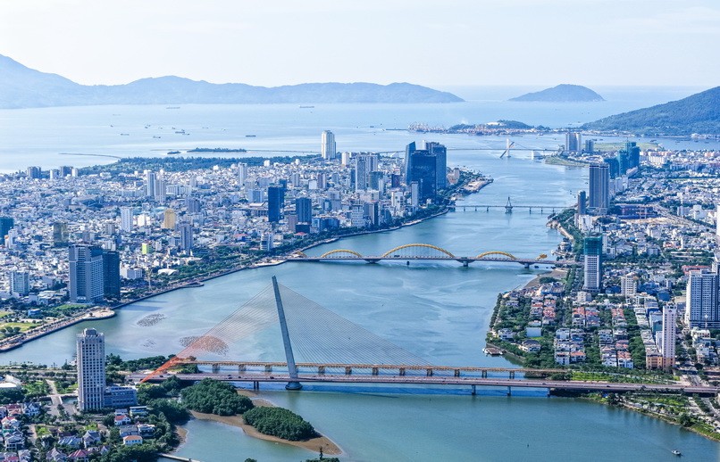 Chủ tịch UBND TP. Đà Nẵng yêu cầu các đơn vị liên quan xử lý dứt điểm cơ sở nhà, đất dôi dư trong tháng 1. Ảnh- Minh Minh Land