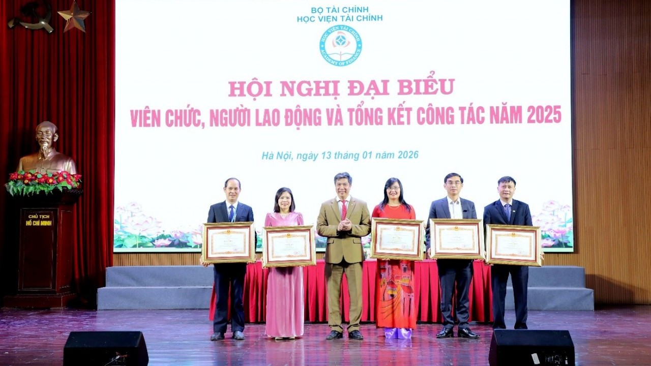Học viện Tài chính mở rộng hợp tác quốc tế, gắn nghiên cứu khoa học với đào tạo