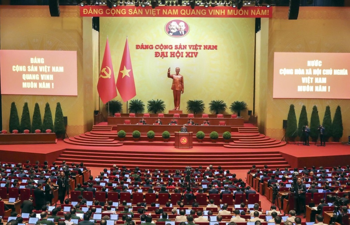 rut ngan thoi gian lam viec cua dai hoi dang lan thu xiv