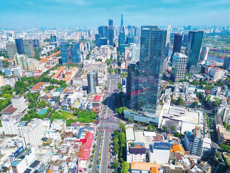 TP. Hồ Chí Minh: Tăng trưởng 2 con số và bài toán chuyển đổi mô hình tăng trưởng TP. Hồ Chí Minh: Tăng trưởng 2 con số và bài toán chuyển đổi mô hình tăng trưởng