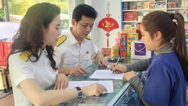 Cục Thuế hướng dẫn không xử lý vi phạm hành chính khi chuyển từ thuế khoán sang kê khai