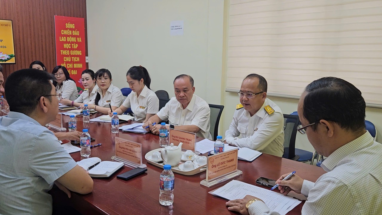 Thuế Cơ sở 1 TP. Hồ Chí Minh đồng hành cùng địa phương để giữ vững nguồn thu ngân sách Thuế Cơ sở 1 TP. Hồ Chí Minh đồng hành cùng địa phương để giữ vững nguồn thu ngân sách