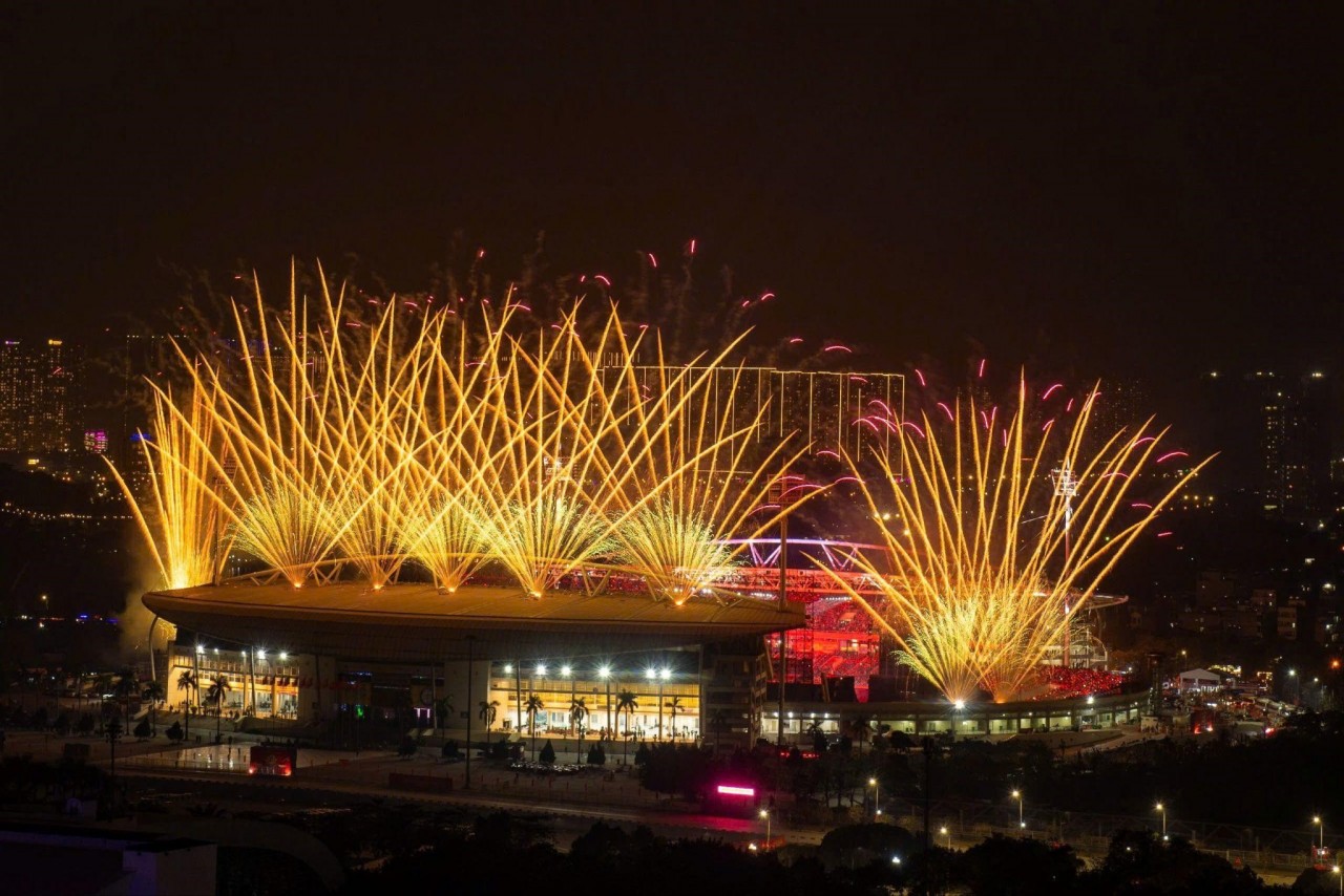 Từ Phú Quốc, Đà Nẵng, Sun Group mang cả bầu trời pháo hoa đỉnh cao ra Thủ đô