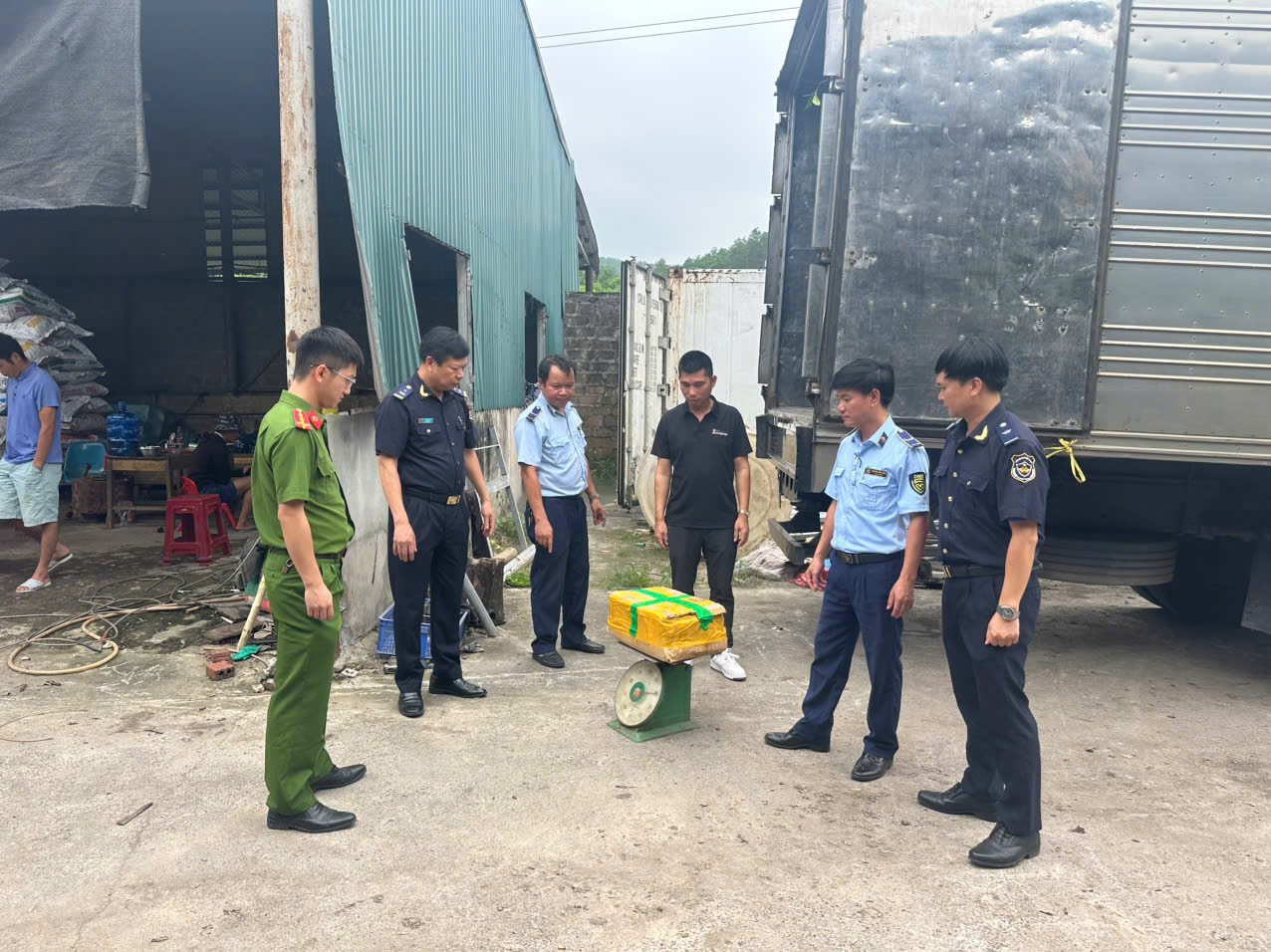 Quảng Ninh thu nộp ngân sách gần 14 tỷ đồng từ xử phạt vi phạm hàng giả, gian lận thương mại