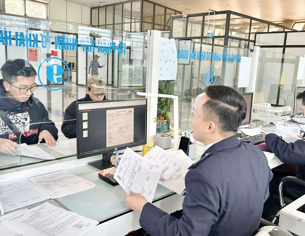 Phát triển quan hệ đối tác hải quan - doanh nghiệp