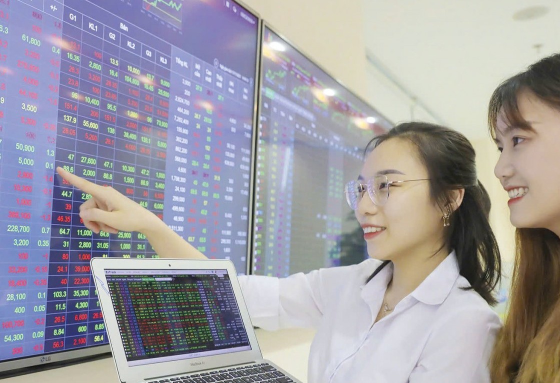 phat trien nganh quy de nang cao chat luong dong von