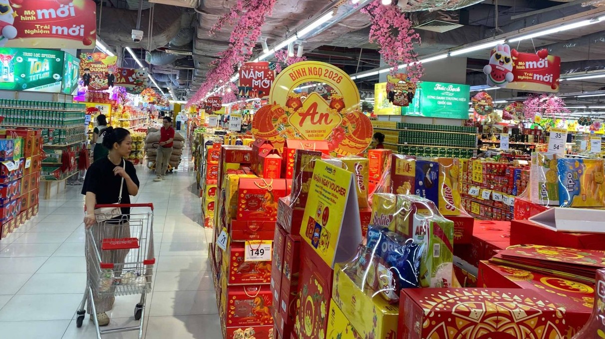 Thủ tướng yêu cầu chuẩn bị đầy đủ hàng thiết yếu phục vụ nhân dân đón Tết