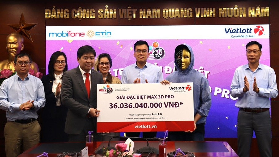 TP. Hồ Chí Minh: Nam thanh niên trúng giải đặc biệt xổ số tự chọn Max 3D Pro hơn 36 tỷ đồng