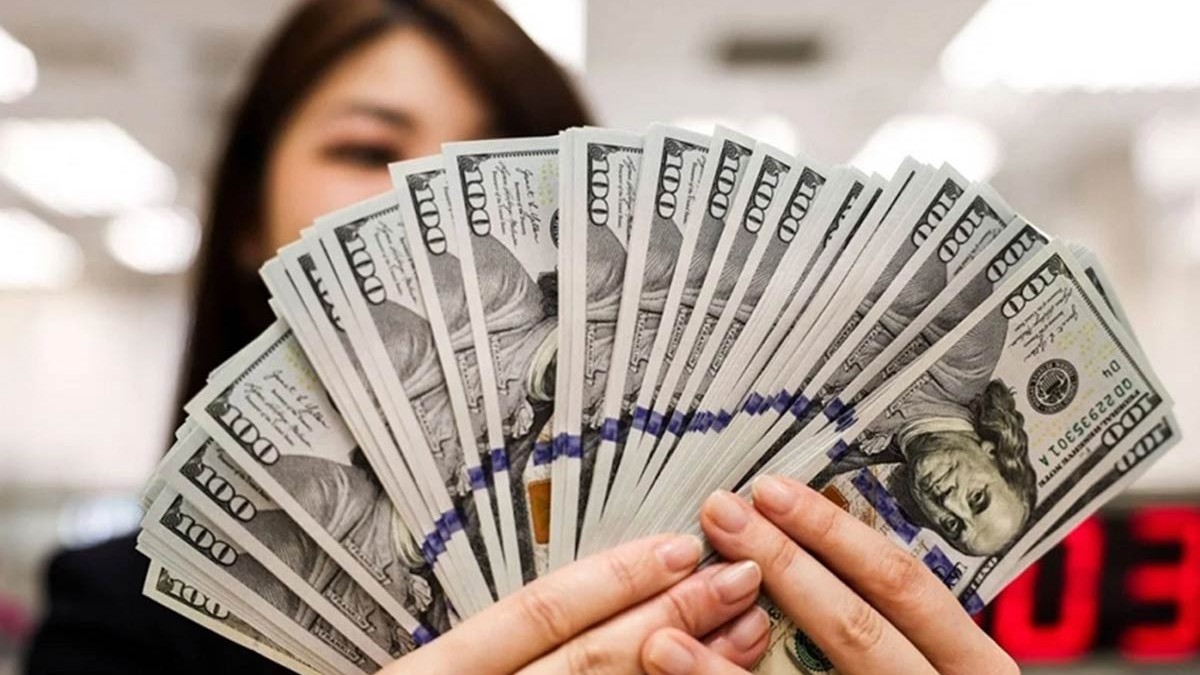 Tỷ giá USD hôm nay (6/2): Thế giới và "chợ đen" đồng loạt tăng