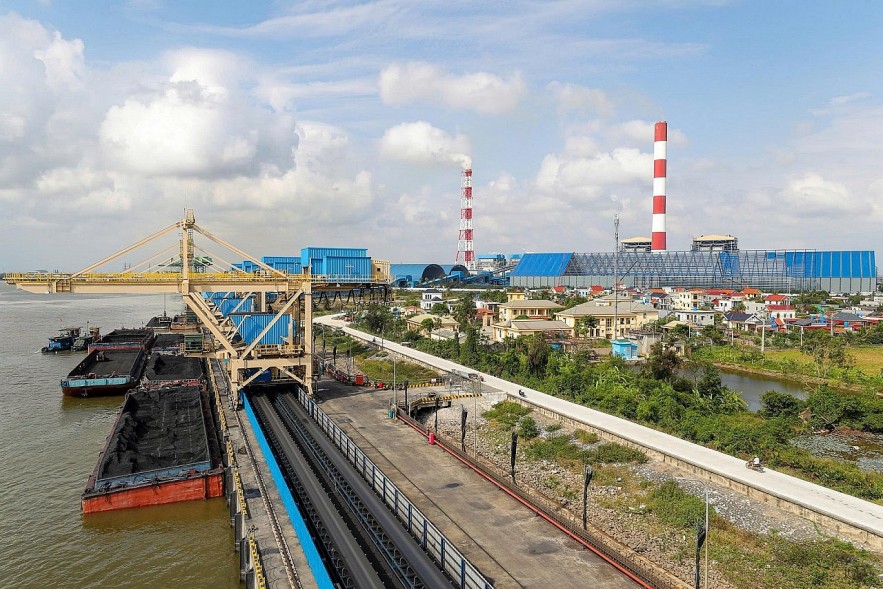 Doanh nghiệp nhiệt điện lãi lớn từ “của để dành”