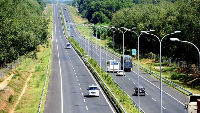 Kích hoạt chuỗi giải pháp bảo đảm nhiên liệu trên cao tốc TP. Hồ Chí Minh - Long Thành - Dầu Giây