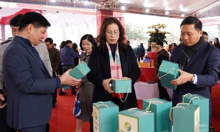 Nguồn cung dồi dào, kiểm soát chặt để bình ổn giá