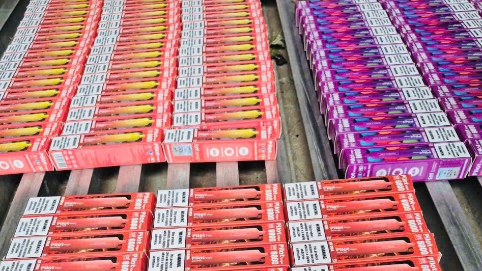 Thu giữ hơn 614.600 thuốc lá điện tử, Hải quan siết chặt tuyến hàng quá cảnh