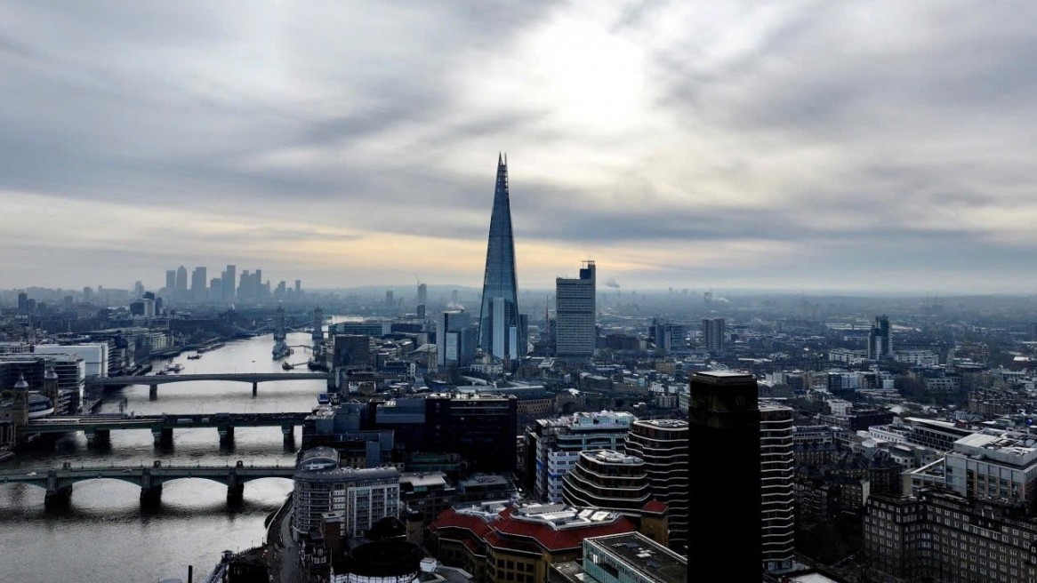 Nền kinh tế Anh tăng trưởng khiêm tốn trong năm 2025