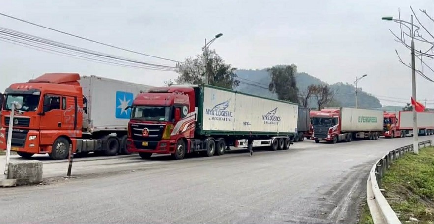 Lo ngại ách tắc tái diễn, Hải quan kiến nghị giải pháp gỡ vướng thực thi Nghị định 46