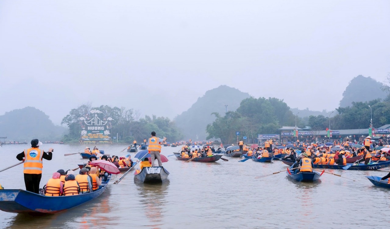 Du lịch Hà Nội đạt doanh thu 2.231 tỷ đồng trong 5 ngày nghỉ Tết Nguyên đán