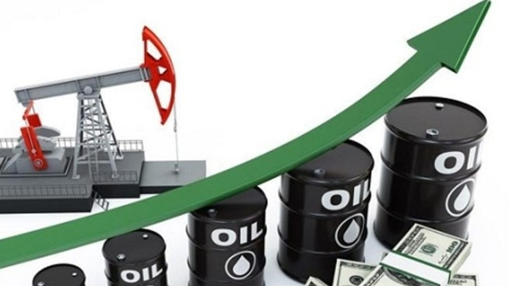 Ngày 24/2: Giá dầu thế giới tăng lên mức cao nhất trong 6 tháng