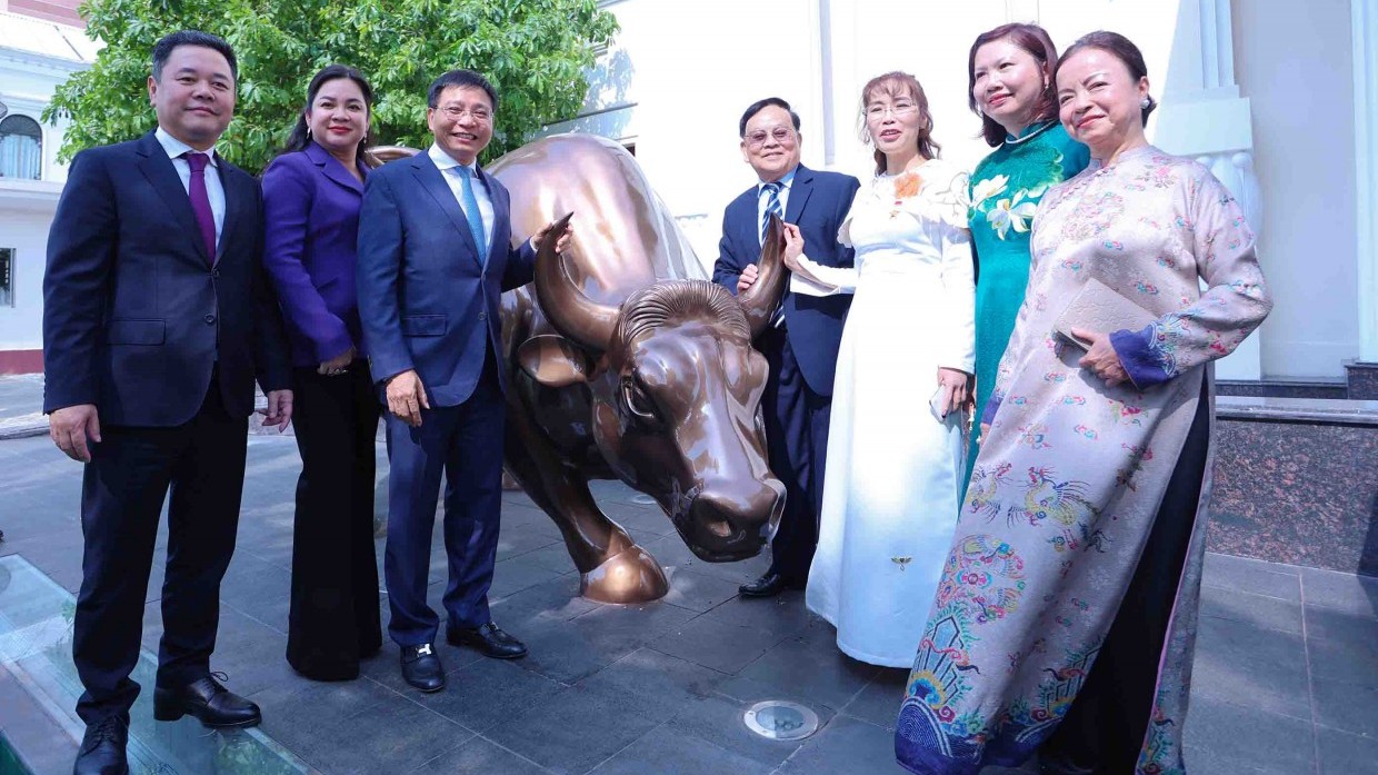 ra mat linh vat bieu tuong cua thi truong chung khoan viet nam