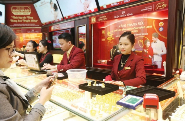 Giá vàng năm 2026 sẽ đan xen các nhịp điều chỉnh khó lường