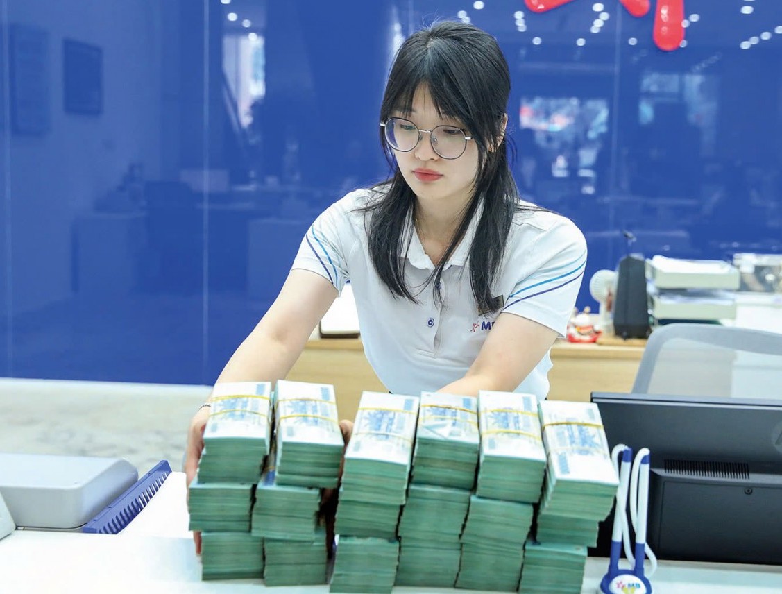 Giữ “dây cương” quản trị rủi ro trong cuộc đua tăng trưởng ngành ngân hàng