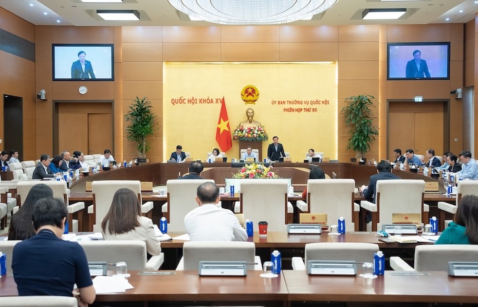 ky hop thu nhat quoc hoi khoa xvi de xuat khong hop doan ve cong tac nhan su