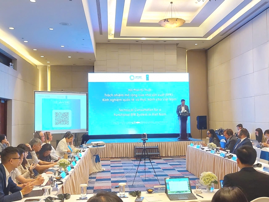 Tăng cường hiệu quả thực thi và hoàn thiện chính sách quản lý rác thải nhựa