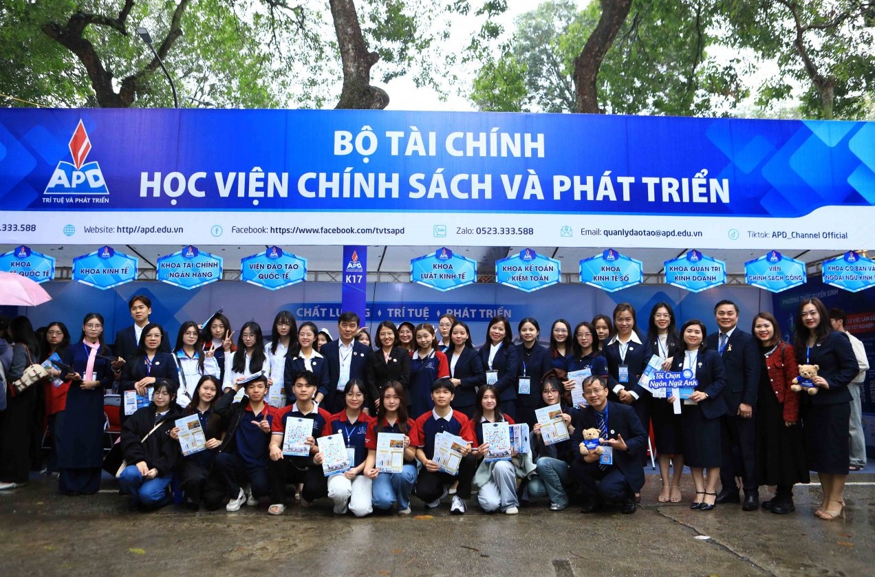 Học viện Chính sách và Phát triển đồng hành cùng học sinh tại Ngày hội Tư vấn tuyển sinh - Hướng nghiệp 2026