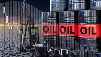 Ngày 10/3: Giá dầu thế giới hạ nhiệt nhờ tín hiệu nới lỏng trừng phạt dầu Nga