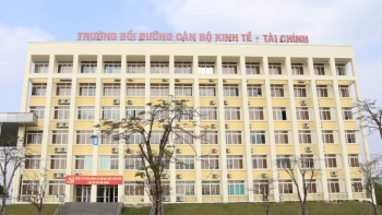 Tổ chức lớp bồi dưỡng về báo cáo quyết toán và kiểm tra sau thông quan