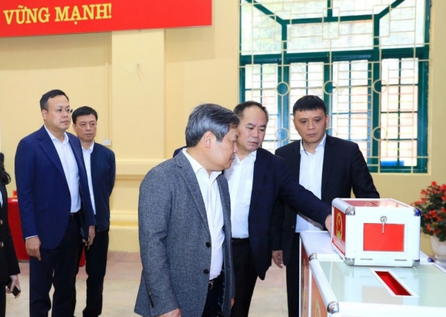 Chủ tịch UBND TP. Hà Nội kiểm tra công tác chuẩn bị bầu cử