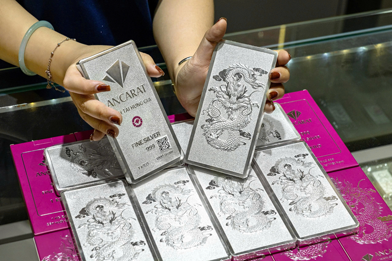 Triển vọng giá bạc khá tích cực, nhưng quỹ đạo tăng không cao Triển vọng giá bạc khá tích cực, nhưng quỹ đạo tăng không cao