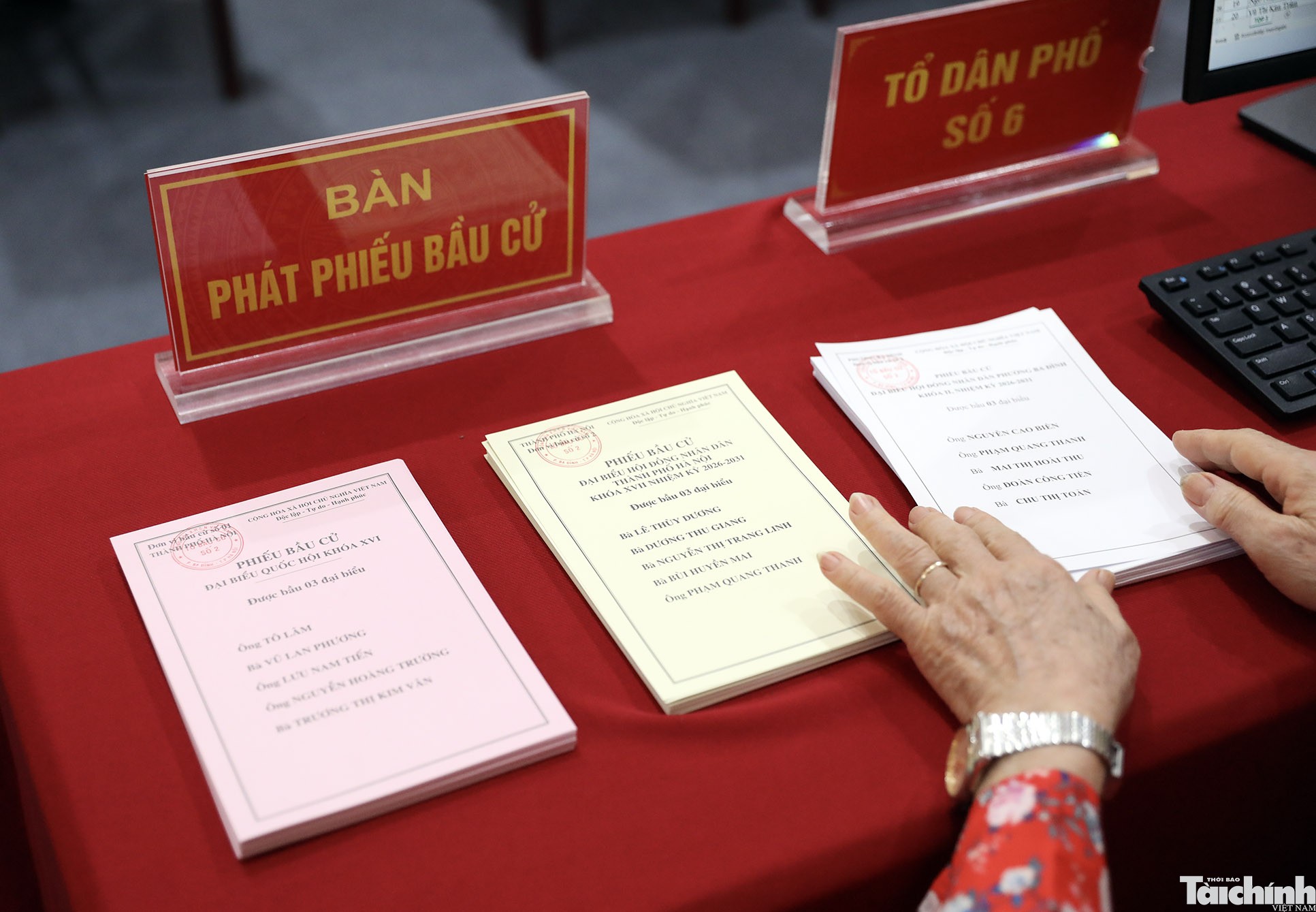 Các điểm bầu cử sẵn sàng cho ngày hội lớn của đất nước