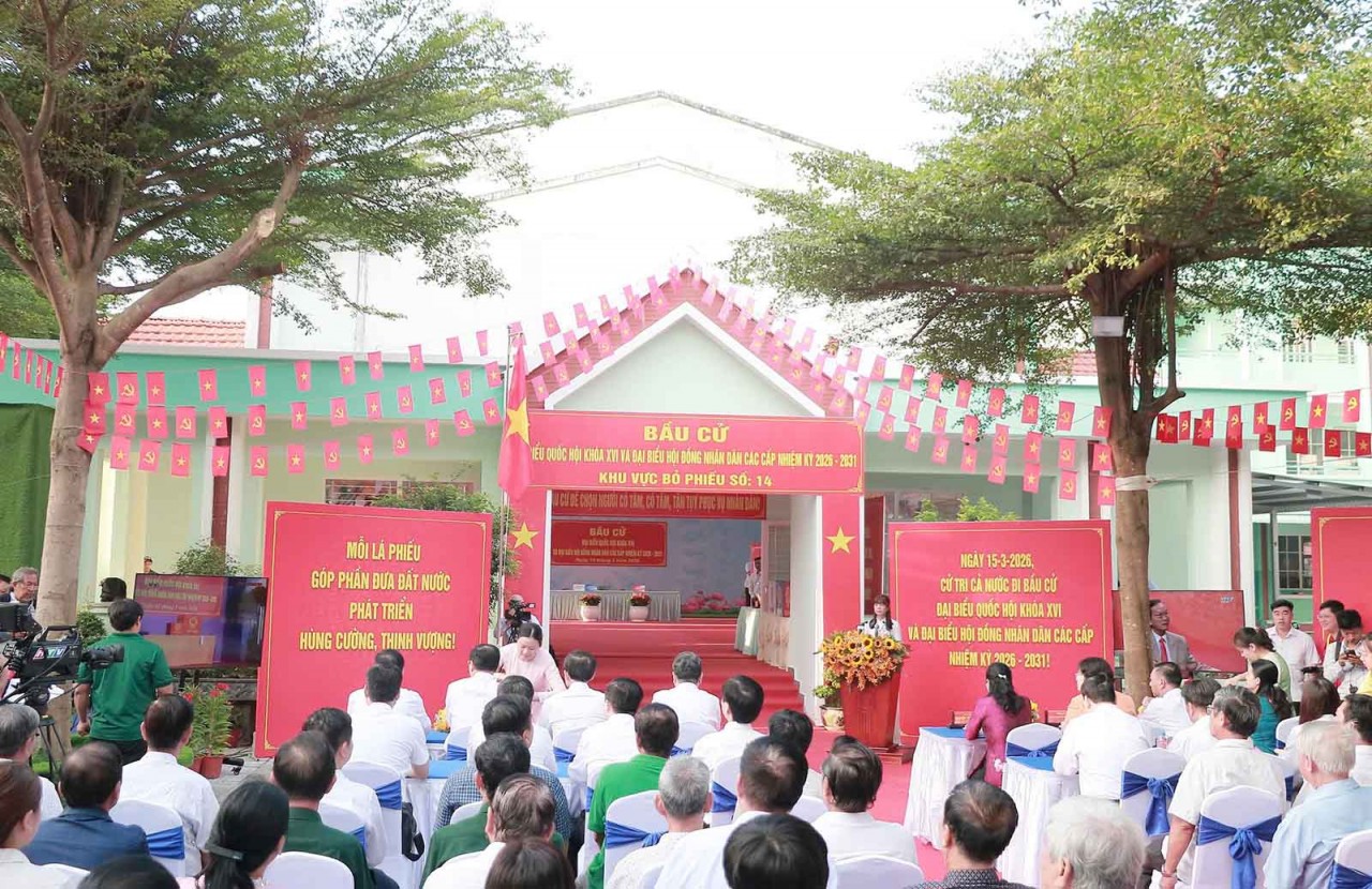 Ngày hội bầu cử tại TP.Hồ Chí Minh: Hơn 13% cử tri đã tham gia bỏ phiếu sau 2 giờ khai mạc