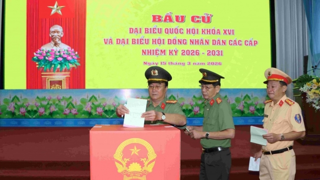 Cà Mau: Điểm bầu cử nơi cực Nam Tổ quốc tưng bừng không khí ngày hội