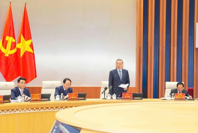 Tổng Bí thư Tô Lâm: Hải Phòng phải trở thành một đô thị biển xanh, thông minh, đáng sống