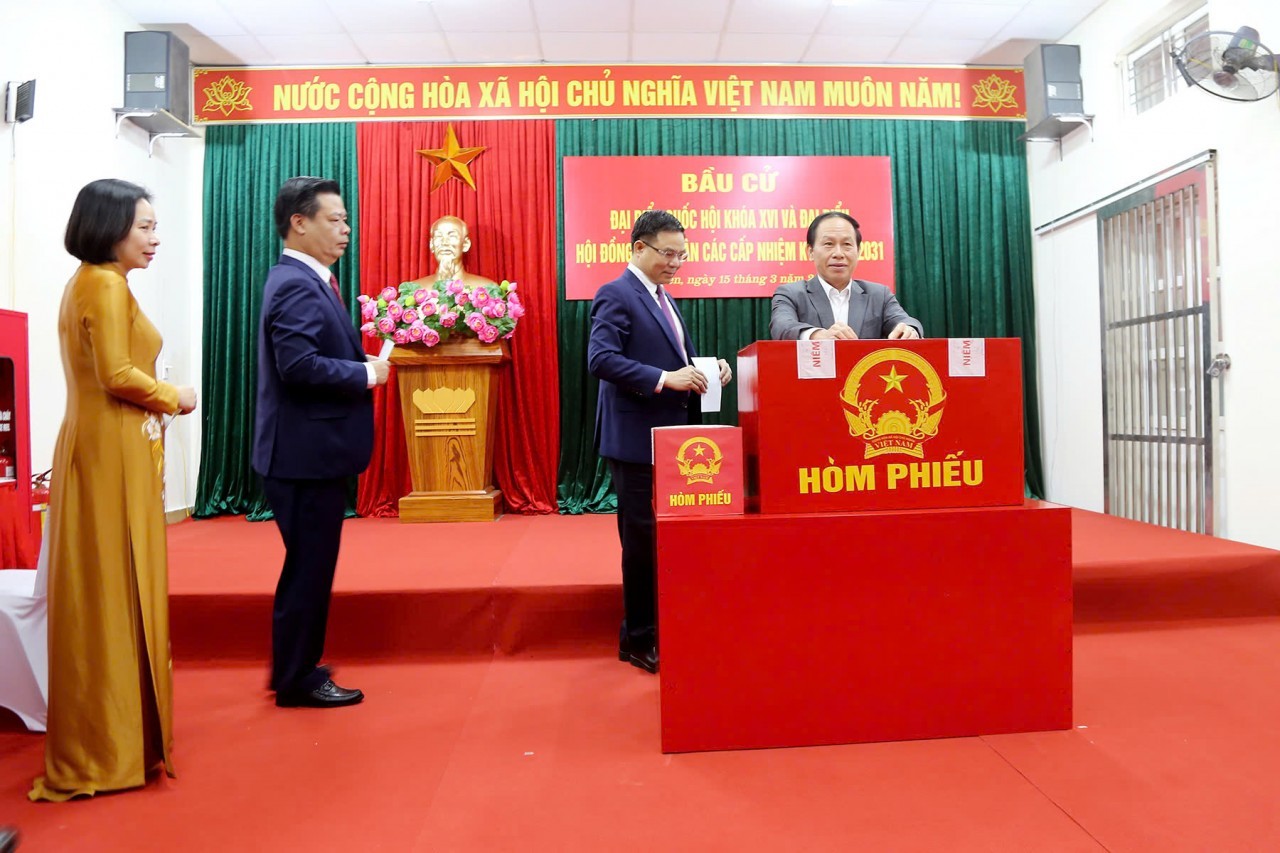 Nhiều địa phương công bố kết quả bầu cử Nhiều địa phương công bố kết quả bầu cử