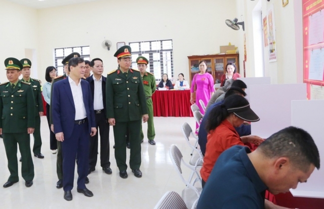 Chủ tịch tỉnh Quảng Ninh trúng cử đại biểu Hội đồng nhân dân tỉnh với tỷ lệ phiếu bầu 99,03%