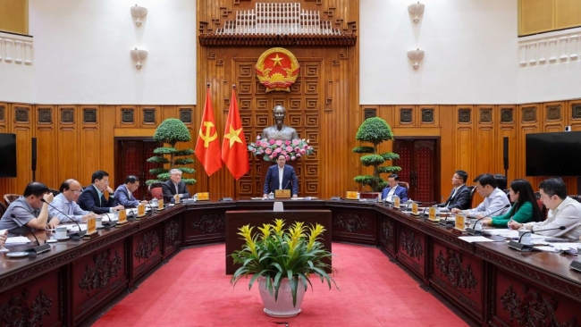 hoan thien chinh sach ve nha o xa hoi theo huong mo rong doi tuong duoc thu huong