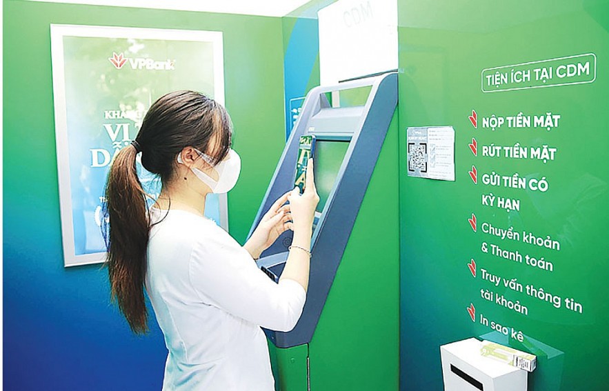 Chuyển đổi số ngân hàng và nỗi lo rủi ro an toàn công nghệ Chuyển đổi số ngân hàng và nỗi lo rủi ro an toàn công nghệ