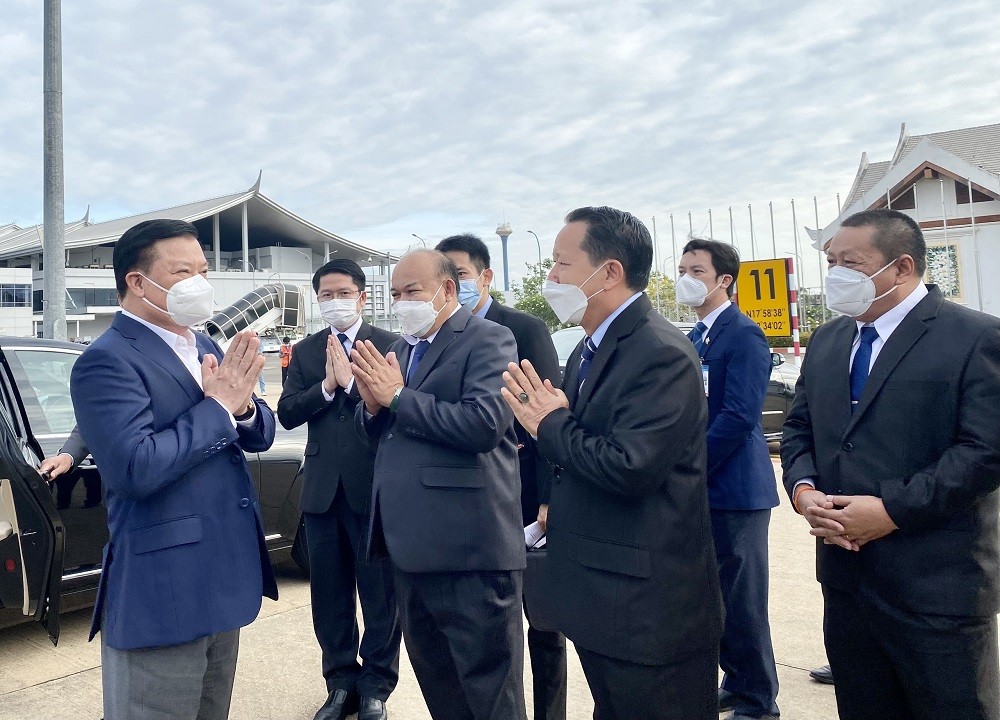 Đoàn đại biểu cấp cao TP. Hà Nội thăm và làm việc tại Lào