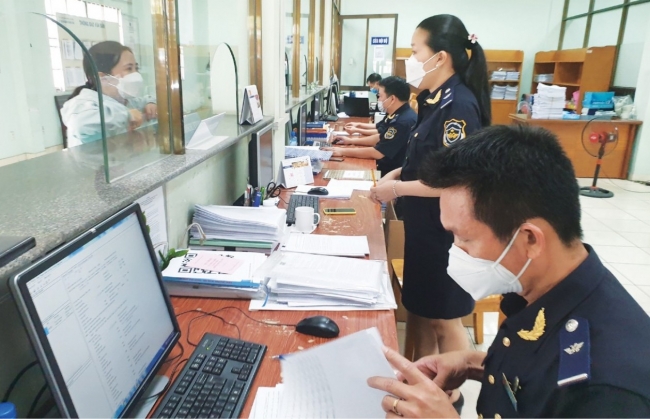 cuc hai quan binh duong thu thue xuat nhap khau khoi sac ngay tu quy dau nam 2022