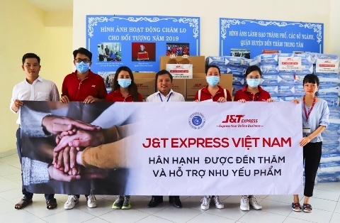 jampt express chia se kho khan voi nguoi bai liet