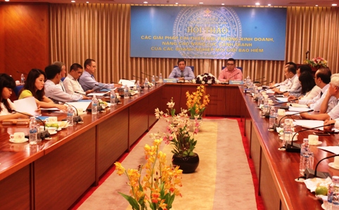 m&ocirc;i giới bảo hiểm