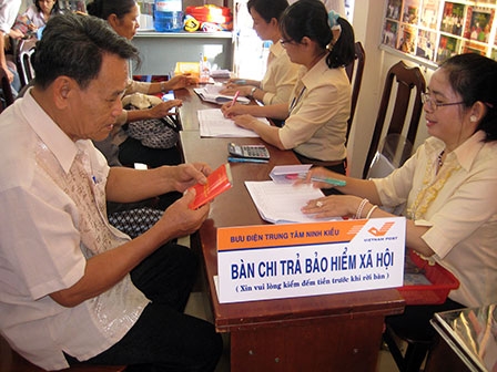 nhan luong huu toi hon 65 trieu dongthang lieu co hop ly