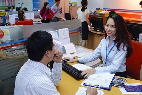 hai gam mau sang toi trong buc tranh loi nhuan ngan hang